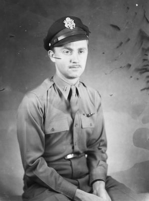 gc   portrait lt. thomas c. shelton   ng302b