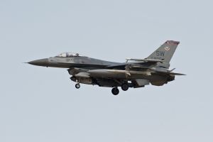 aviano july 10  2011 oup600 f 16cm 90 0806 77thfs 20thfw  shaw afb  south carolina rtb