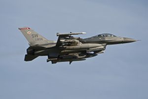 aviano may 29  2011 lucky13 f 16cm 90 0806 77thfs 20thfw  shaw afb  south carolina