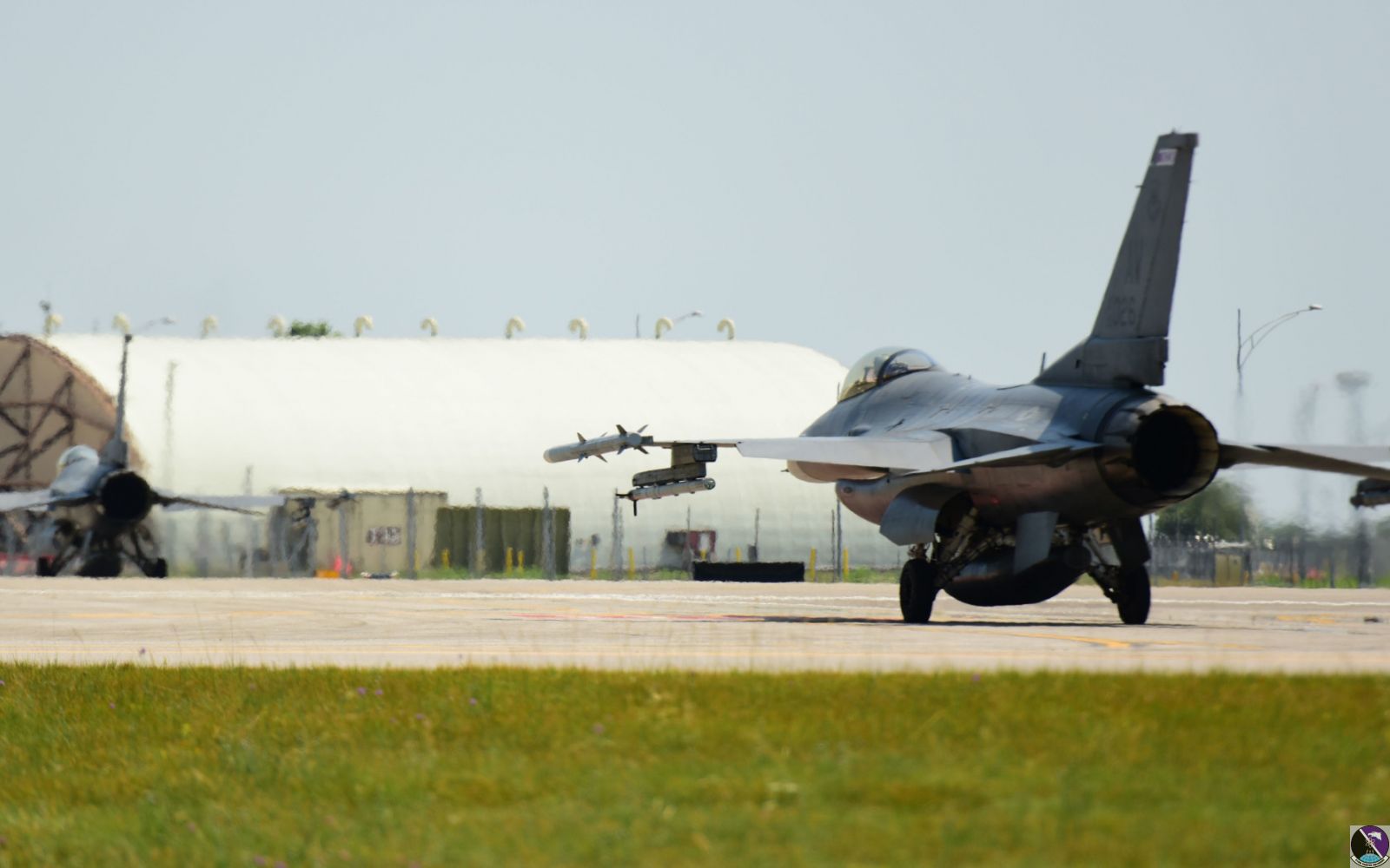 F-16 Fighting Falcon taxi down the flightline